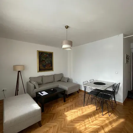 Bmm Lux Centar 公寓